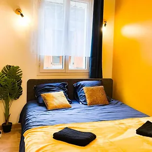the-sungate-host-provence.hotels-rhonealpes.com/